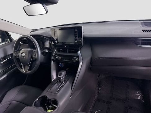 Used 2022 Toyota Venza LE AWD/4WD image 27