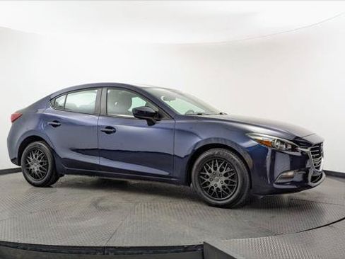 Used 2018 MAZDA MAZDA3 Sport FWD image 9