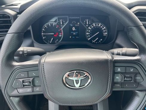 New 2026 Toyota Tundra SR image 18