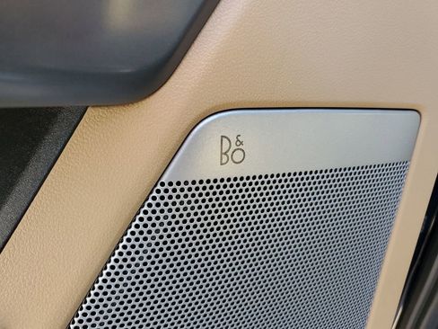 Used 2022 Ford F150 Lariat w/ Max Trailer Tow Package image 13