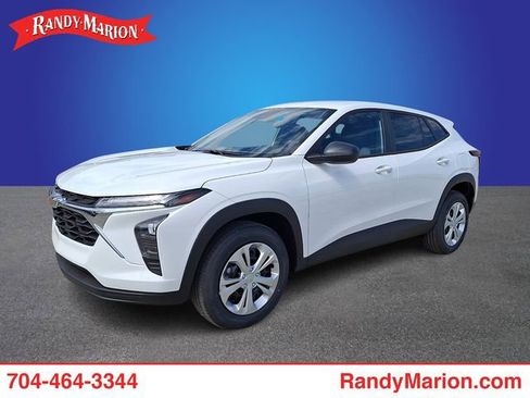 New 2026 Chevrolet Trax LS w/ Driver Confidence Package image 1