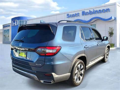 New 2026 Honda Pilot Elite image 4