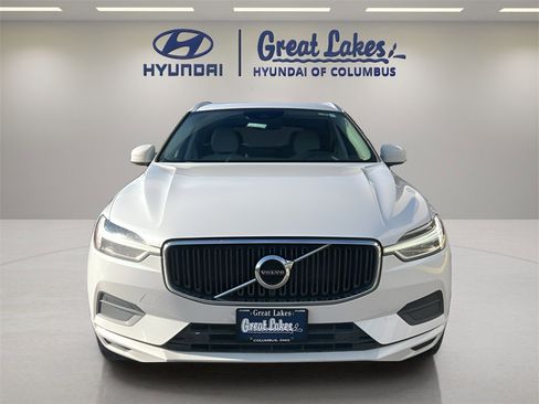 Used 2018 Volvo XC60 T5 Momentum w/ Vision Package image 8