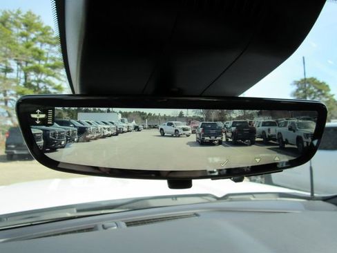 Used 2025 GMC Sierra 2500 Denali w/ Denali Reserve Package AWD/4WD image 28