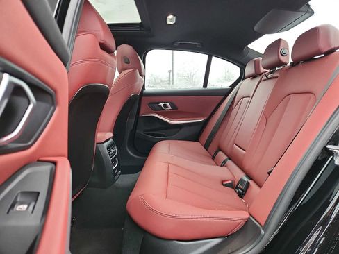 Used 2025 BMW 330i xDrive Sedan w/ Convenience Package image 10