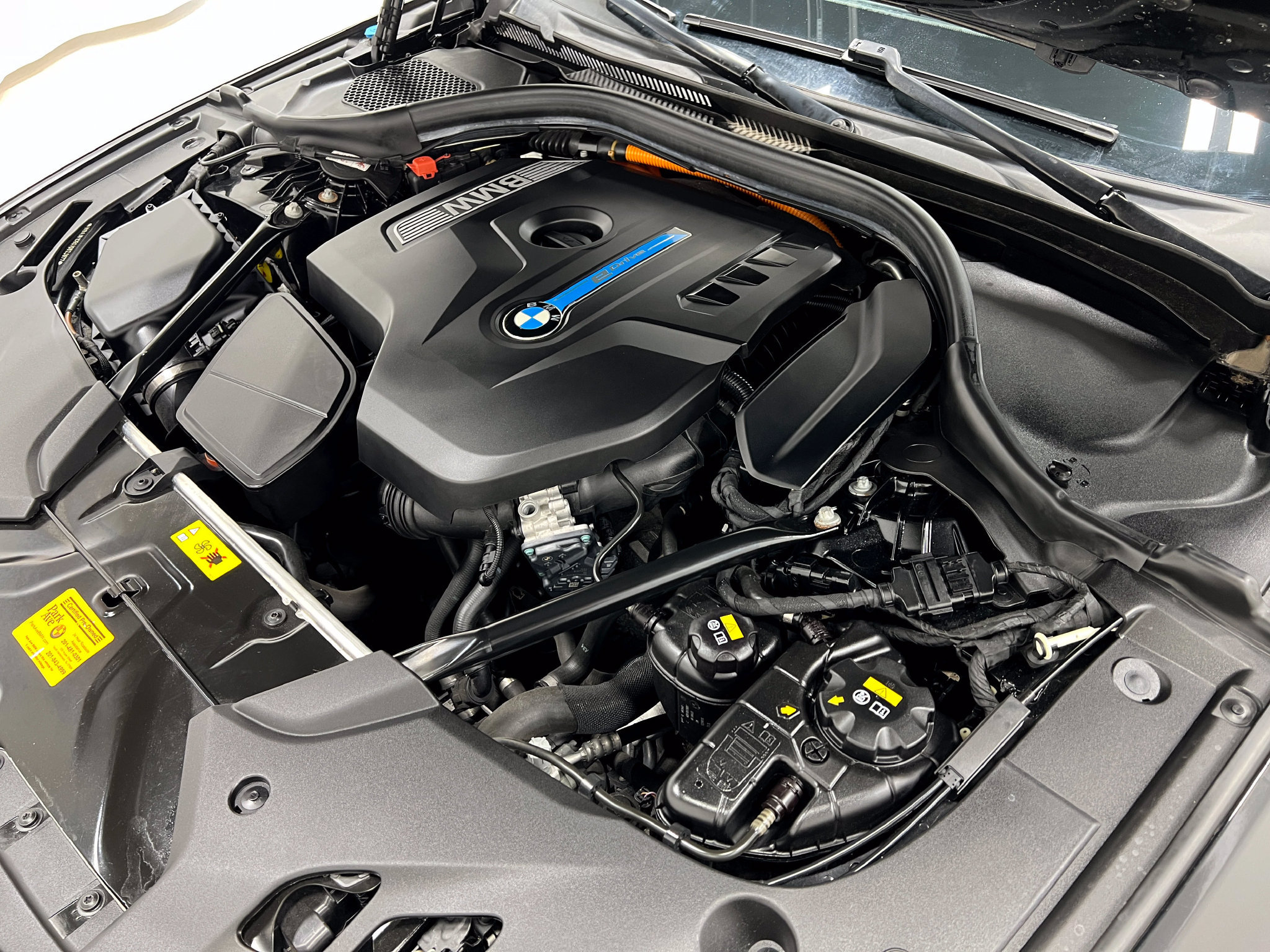 Used 2018 BMW 530e xDrive AWD/4WD image 29