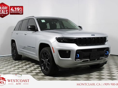 Used 2023 Jeep Grand Cherokee 30th Anniversary image 1