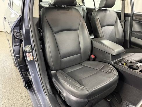 Used 2017 Subaru Legacy 2.5i Limited image 25