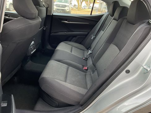 Used 2025 Toyota Camry LE image 15