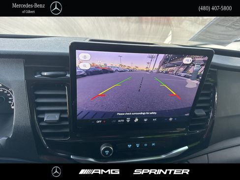 Used 2024 Ford Transit 350 XLT image 23