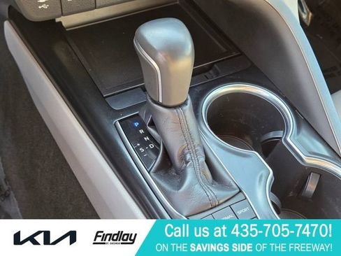 Used 2018 Toyota Camry XSE FWD image 24
