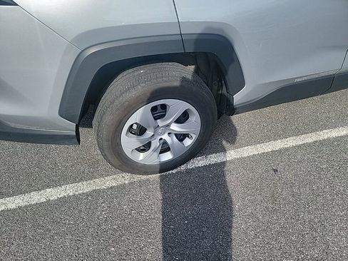 Used 2024 Toyota RAV4 LE image 10