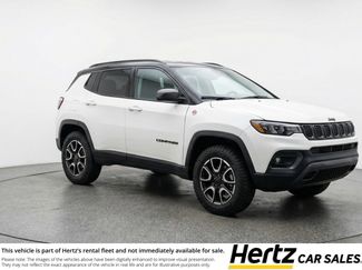 Used 2025 Jeep Compass Trailhawk AWD/4WD video 1