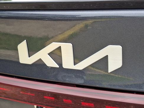 Certified 2023 Kia Forte GT-Line w/ GT-Line Technology Package FWD image 29