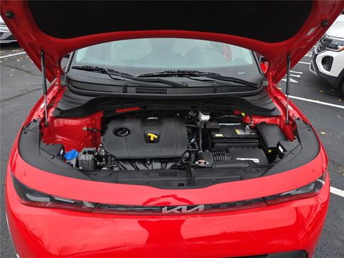 Certified 2023 Kia Soul LX w/ LX Technology Package image 10