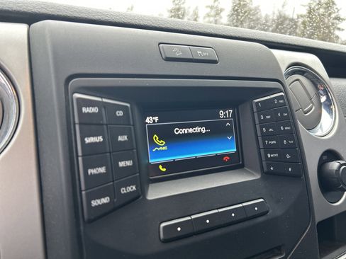 Used 2014 Ford F150 XLT w/ Equipment Group 302A Luxury image 18