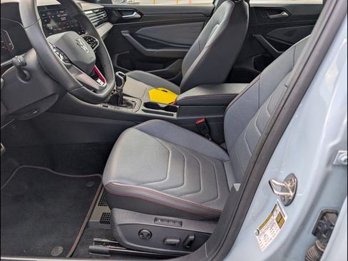 Used 2025 Volkswagen Jetta GLI Autobahn FWD image 10