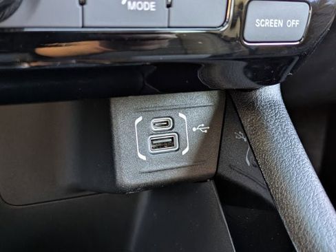 New 2026 Jeep Compass Latitude image 22