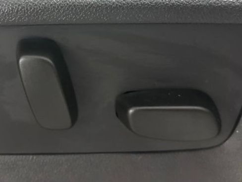 Used 2023 Buick Envision Avenir FWD image 28
