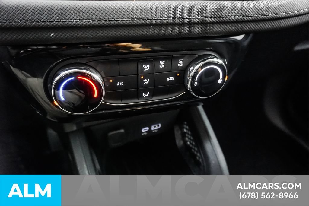 Used 2025 Chevrolet TrailBlazer LT FWD image 37