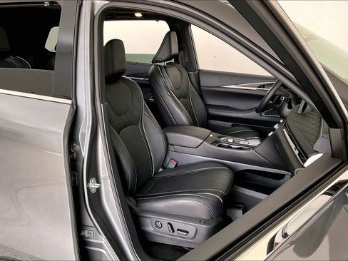 Certified 2025 INFINITI QX60 Autograph w/ Cargo Package image 10