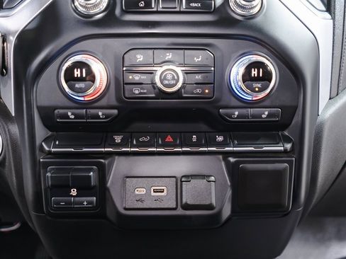 Used 2022 GMC Sierra 3500 SLE w/ SLE Convenience Package image 14