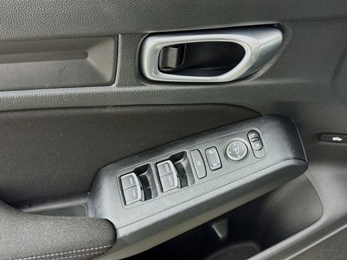Used 2023 Honda Civic Sport image 10