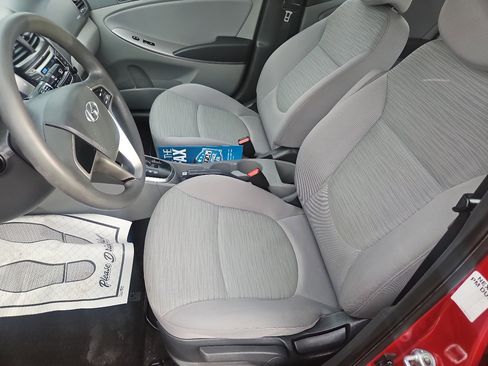 Used 2017 Hyundai Accent SE image 12