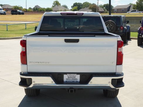 Used 2025 Chevrolet Silverado 1500 LT w/ Safety Package AWD/4WD image 4