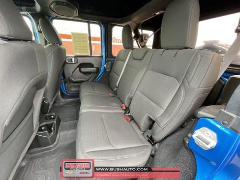 Used 2022 Jeep Wrangler Unlimited Sport image 25
