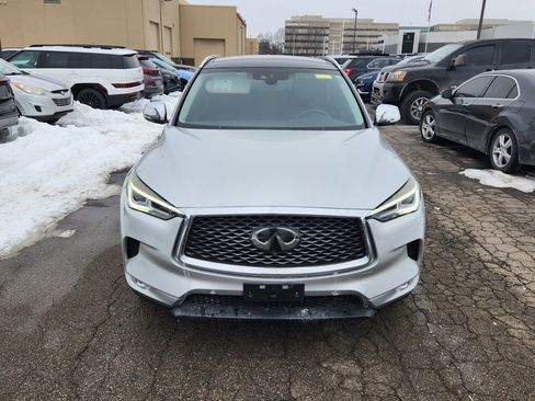 Used 2019 INFINITI QX50 Essential w/ Premium Heat Package image 8