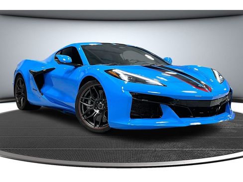 Used 2025 Chevrolet Corvette Z06 w/ Stealth Interior Trim Package image 2