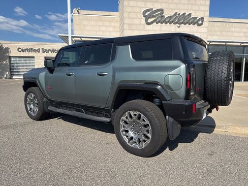 Used 2024 GMC Hummer EV 3X w/ LPO, Illumination Package AWD/4WD image 5