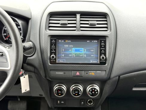 Used 2021 Mitsubishi Outlander Sport ES FWD image 18