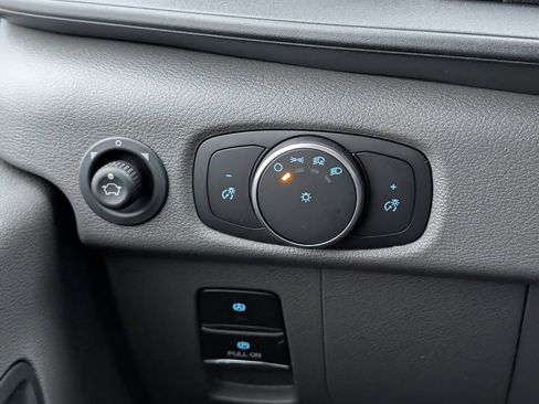 New 2026 Ford Transit 250 148 Medium Roof image 22