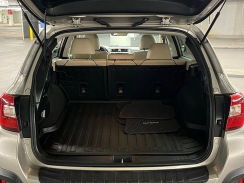Used 2019 Subaru Outback 3.6R Limited image 36
