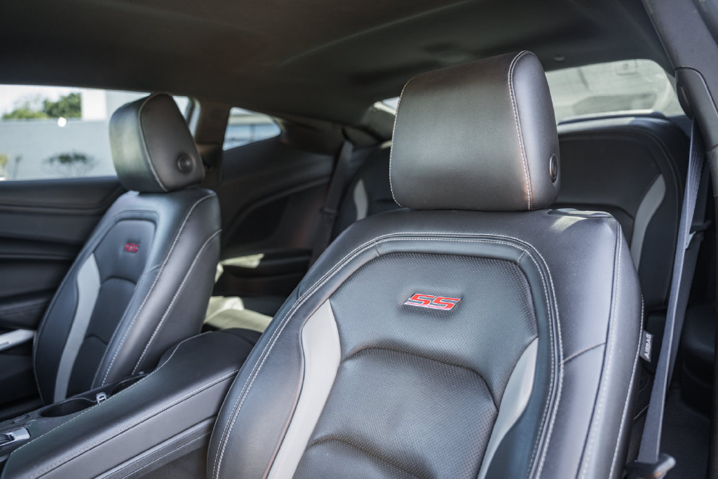 Used 2022 Chevrolet Camaro SS RWD image 35