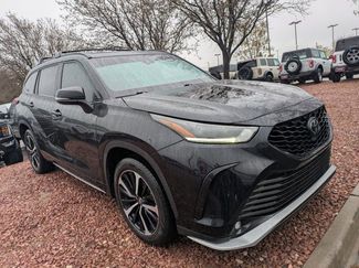 Used 2021 Toyota Highlander XSE AWD/4WD video 3