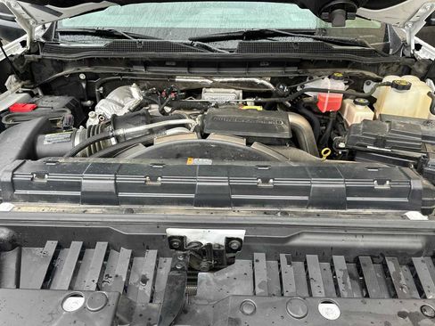 Certified 2022 Chevrolet Silverado 2500 LTZ w/ LTZ Plus Package image 22