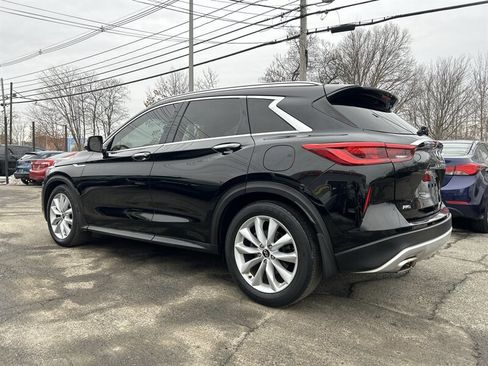 Used 2019 INFINITI QX50 Essential w/ Premium Heat Package image 6