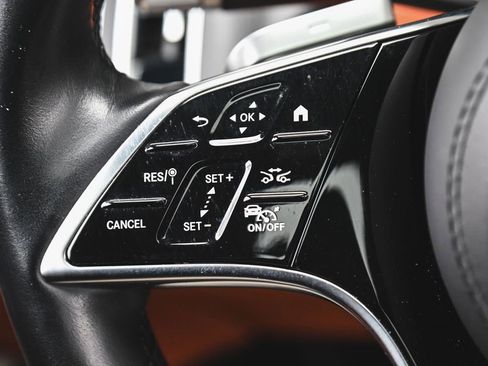 Used 2023 Mercedes-Benz S 500 4MATIC w/ AMG Line image 24