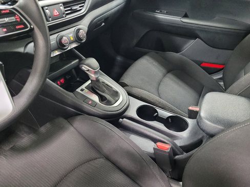 Used 2021 Kia Forte LXS FWD image 26