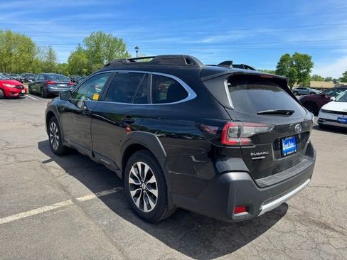 Used 2024 Subaru Outback Limited XT AWD/4WD image 4