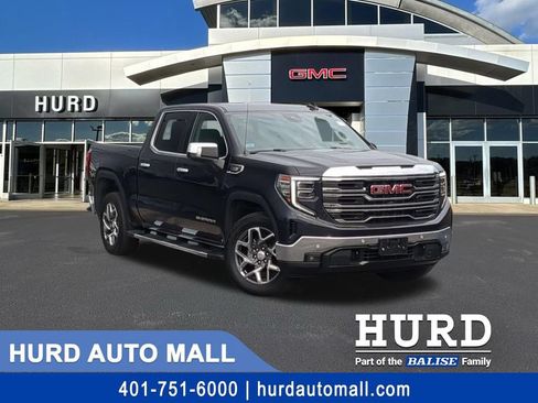 Used 2023 GMC Sierra 1500 SLT w/ SLT Premium Package AWD/4WD image 1