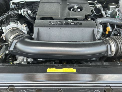Used 2023 Nissan Frontier PRO-4X w/ Pro-4X Premium Package AWD/4WD image 29