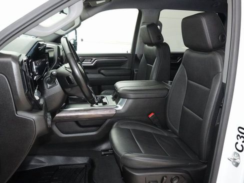 Used 2025 Chevrolet Silverado 2500 LTZ w/ LTZ Premium Package image 29