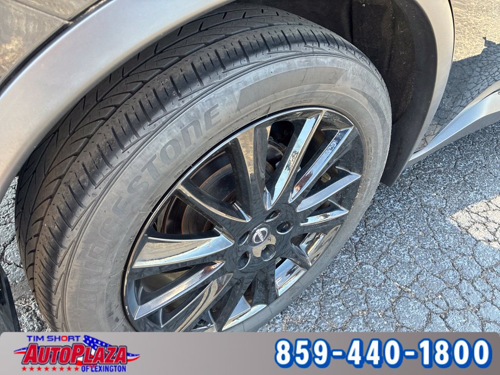 Used 2023 Nissan Murano SV w/ SV Midnight Edition Package AWD/4WD image 12