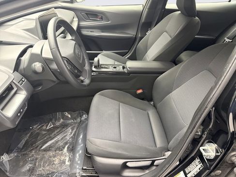 Used 2024 Toyota Prius LE image 11