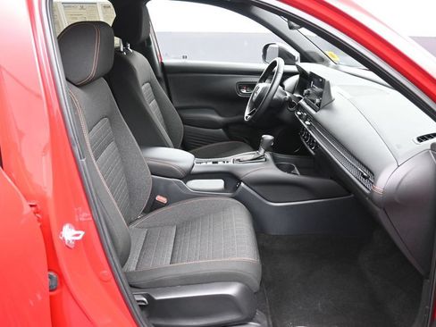 Certified 2025 Honda HR-V Sport image 23