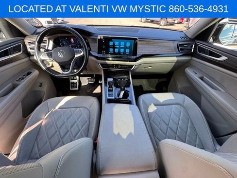 Used 2024 Volkswagen Atlas SEL Premium R-Line AWD/4WD image 14